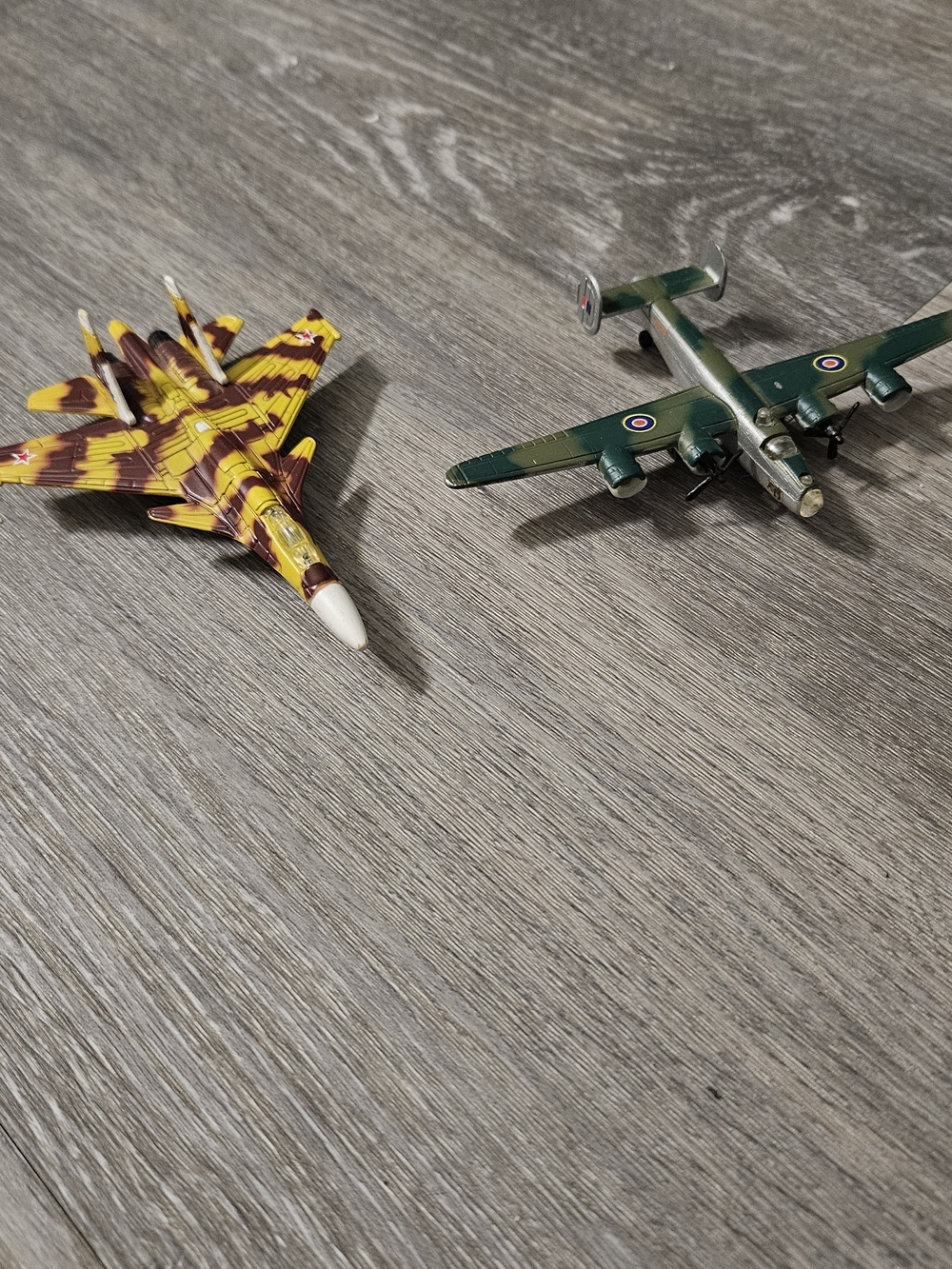 Die-Cast Military Jet & Bomber Toy Set - Yellow Camo Jet, Green Bomber (A-29)